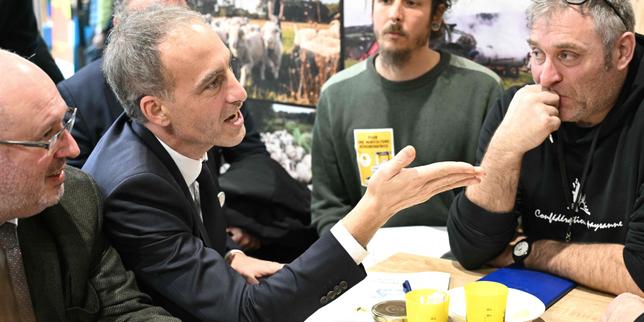 Glucksmann e Hollande: nessuna alleanza con LFI e critica a Mélenchon al Salon de l’agriculture