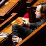 Boris Vallaud: le primarie a sinistra non bastano, punta su coalizione “da Ruffin a Glucksmann” per le elezioni del 2027