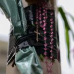 Lione: un militante di estrema destra ucciso in un lynchage nelle strade della città.