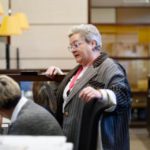 Aliette Caron a Rouen: il divario tra burocrazia digitale e le capacità dei cittadini