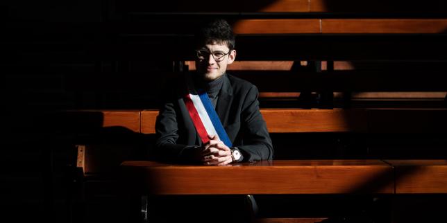 Giovane sindaco Hugo Biolley: rielezione a Vinzieux, studi a Sciences Po e ricerca di lavoro