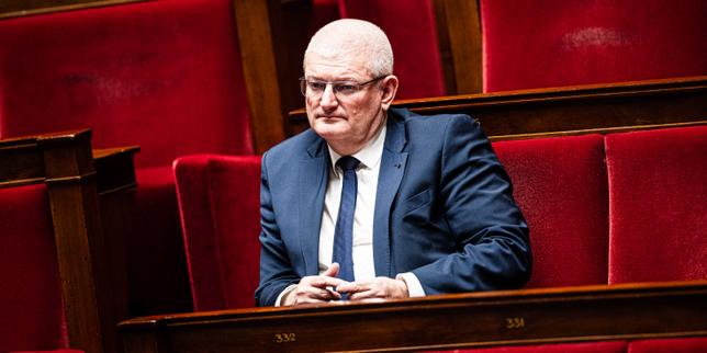 Parlamento francese approva di nuovo la delega di somministrazione di sostanza letale ai pazienti terminali