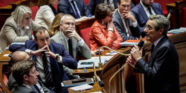 Governo francese: sospensione delle indennità di disoccupazione per contrastare la frode sociale