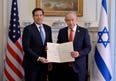 Netanyahu firma accordo di pace a Washington: la ricostruzione di Gaza solo dopo la scomparsa di Hamas